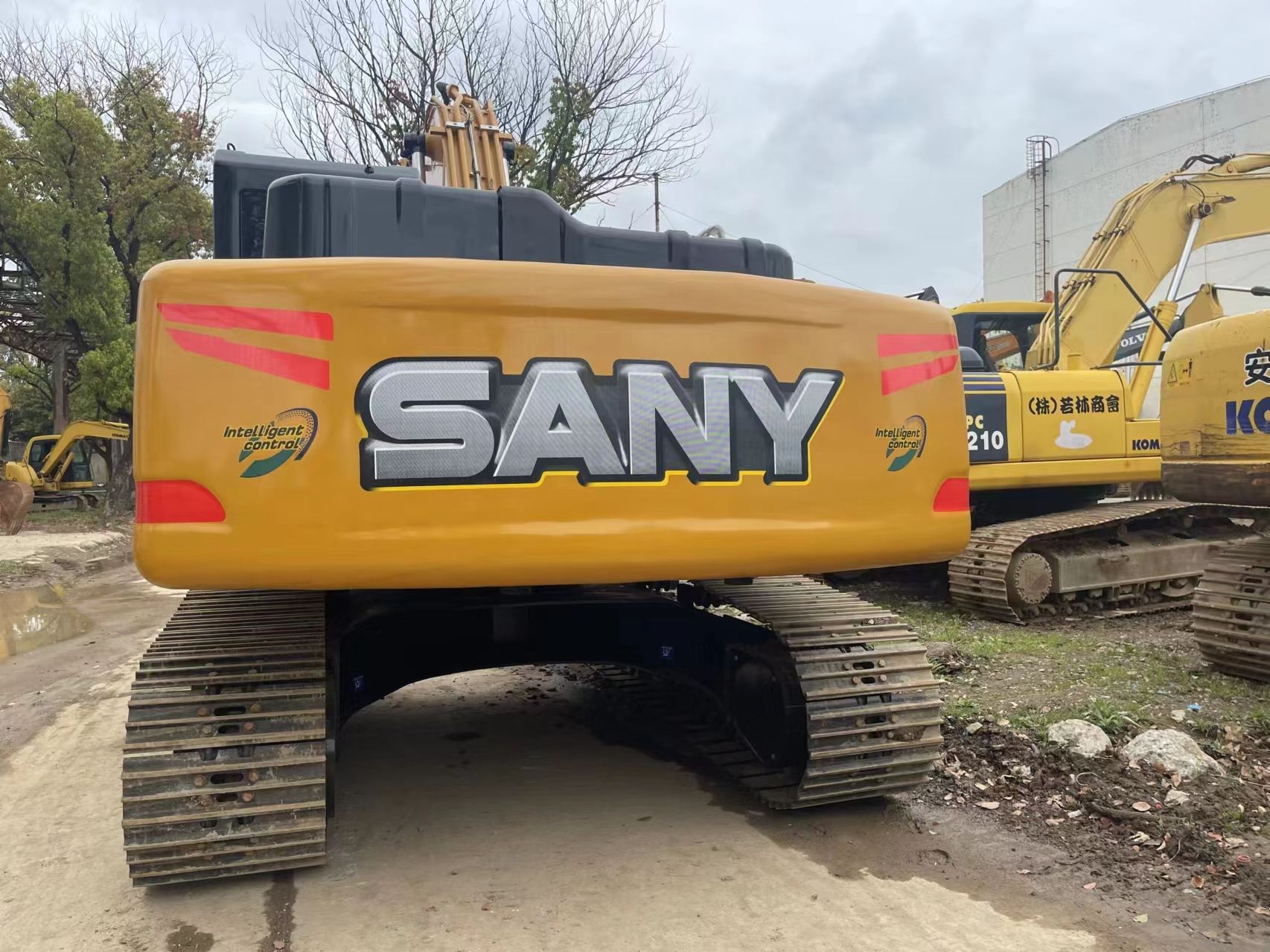 Used excavator SANY SY235C hydraulic crawler large backhoe SANY SY235C excavator good price excavator
