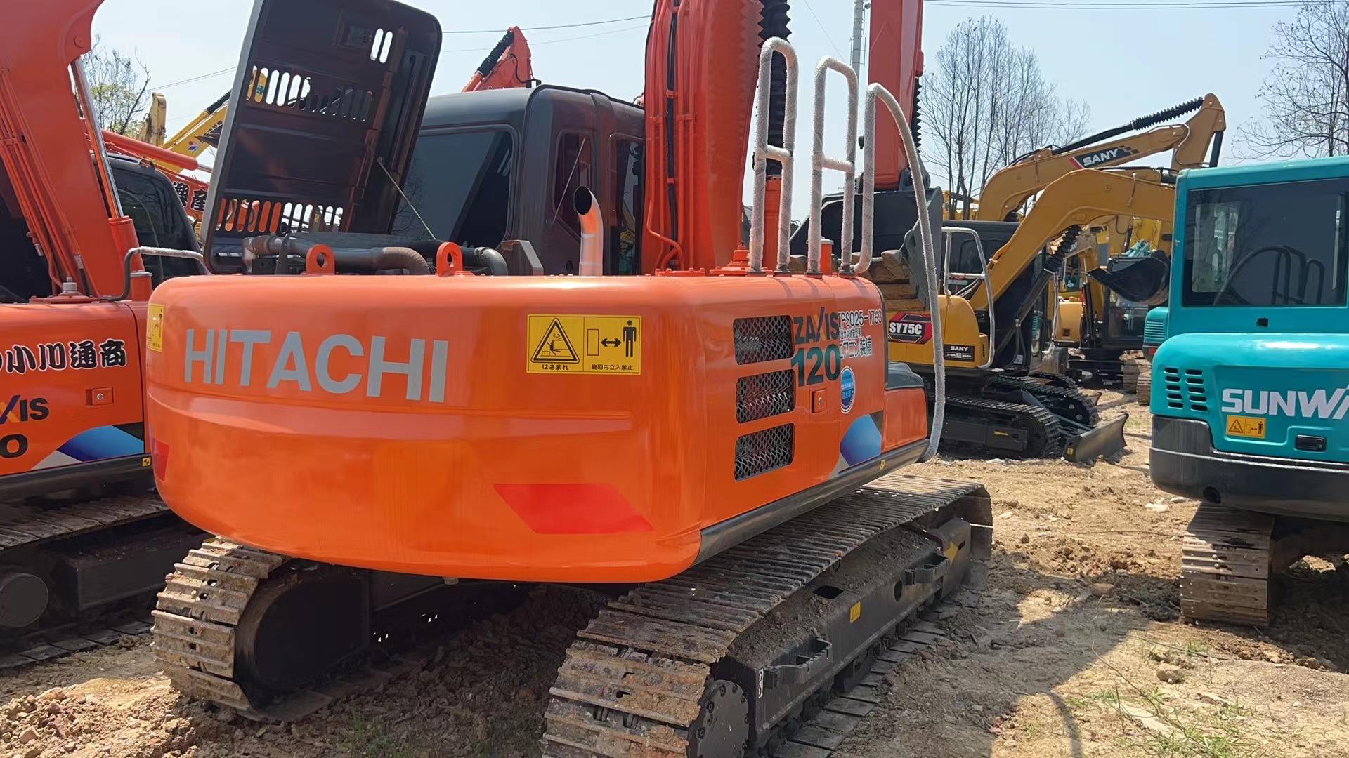 used HITACHI excavator ZX120 secondhand excavator buy from factory high quality ,cheap sale