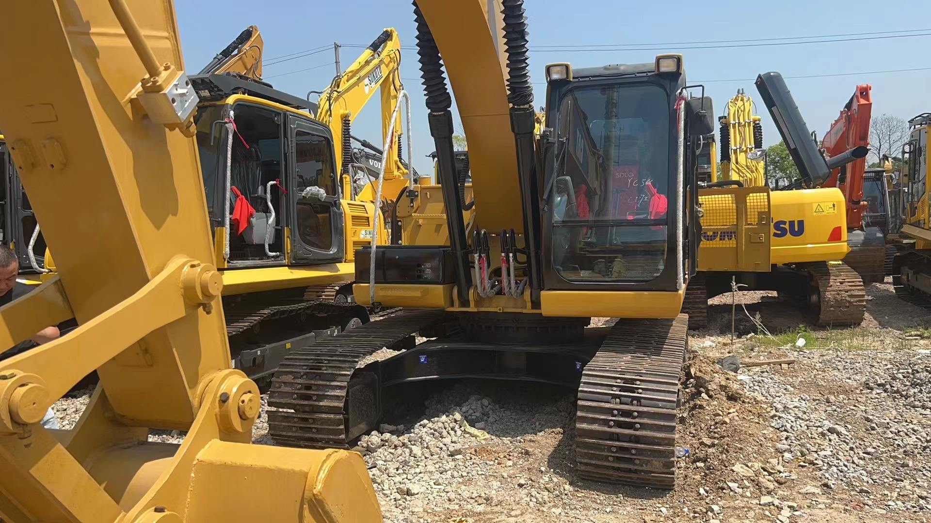Japan the crawler excavators 20 Ton second hand engineering machinery digger used CAT 320D excavator for sale