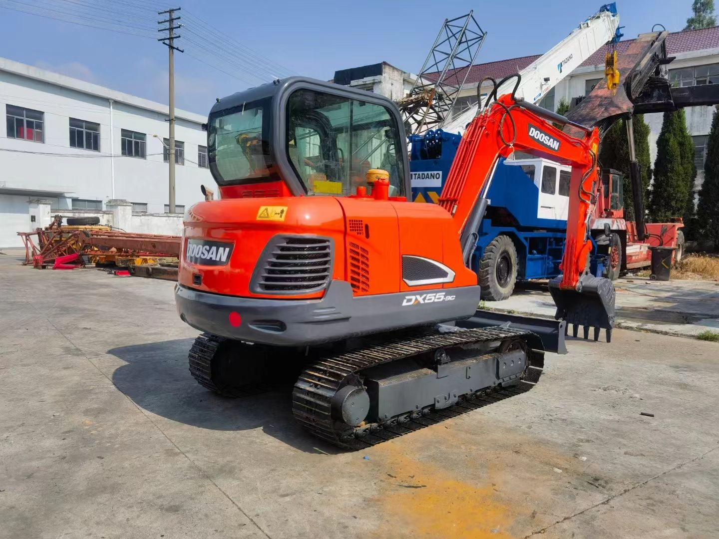 Used Excavator DOOSAN DX55 excavator with low price Original second hand mechanical excavator parts
