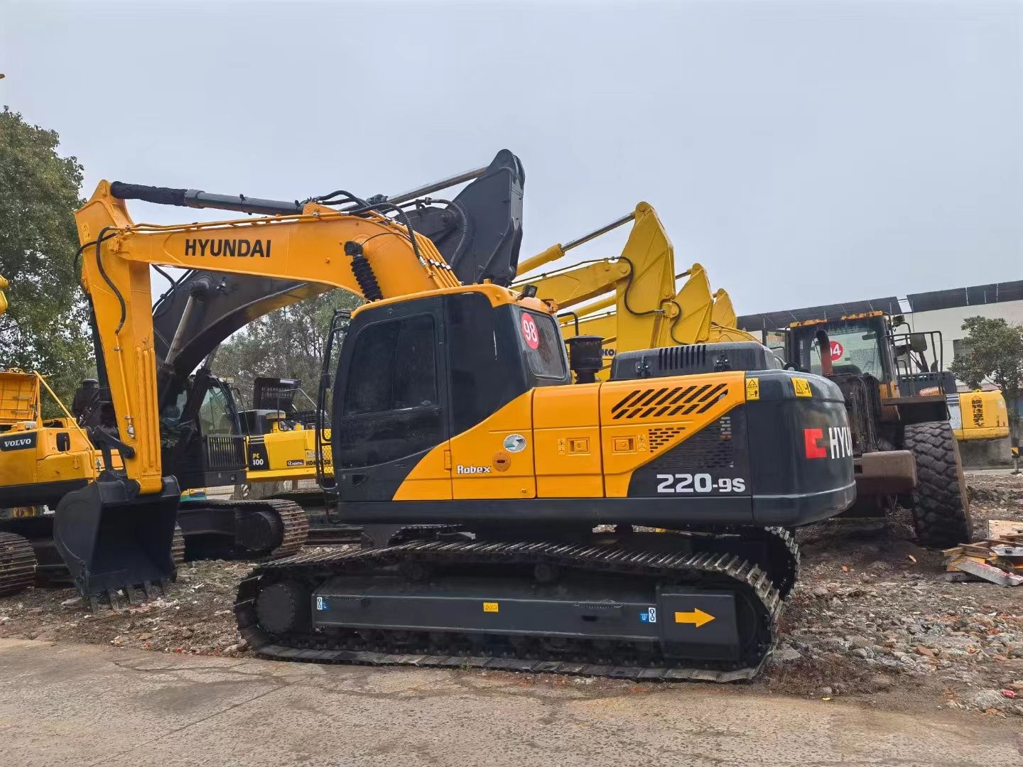 High quality used Excavator HYUNDAI 220-9s Original second hand mechanical excavator parts for sale
