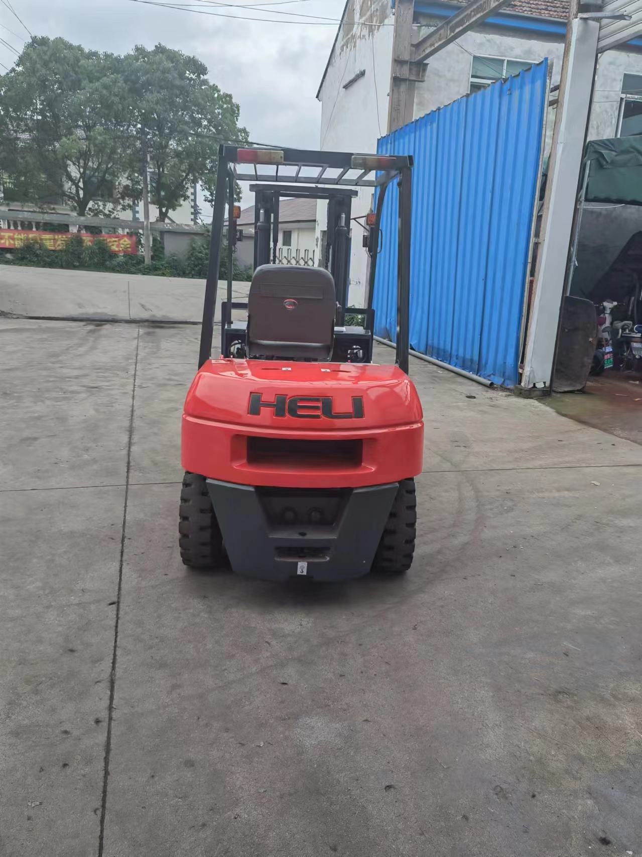 3.5ton used China HeLi forklift K35 or secondhand mini Multifunction excavator and forklft parts 3.5ton for sale