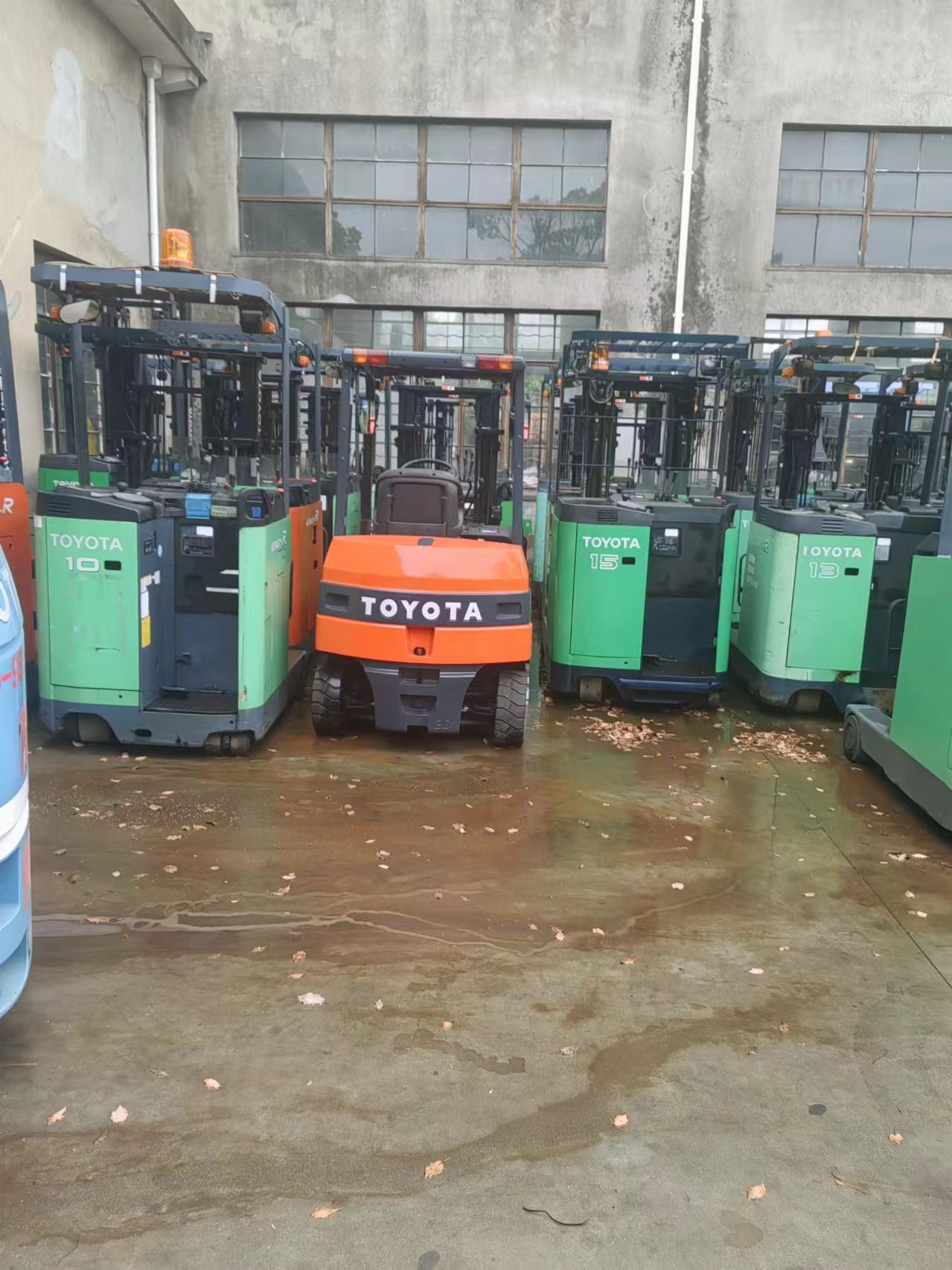 Toyota 1.5ton used Japan electric forklift secondhand Multifunction excavator Japan forklift parts for sale