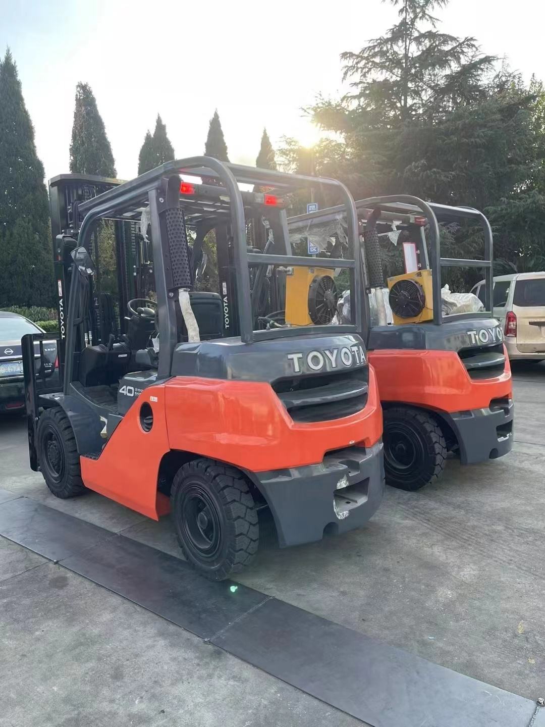 Hot sale 3ton TOYOTA 8FD-30 used Japan forklift secondhand Multifunction Japan forklift parts for sale