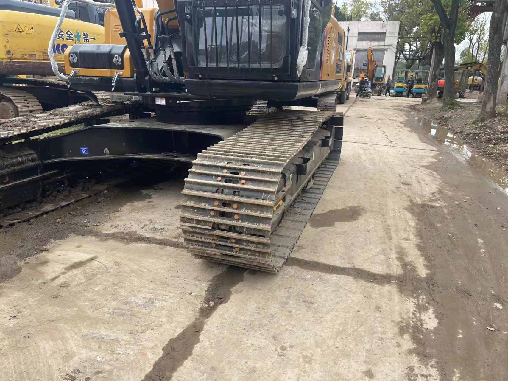Used excavator SANY SY235C hydraulic crawler large backhoe SANY SY235C excavator good price excavator