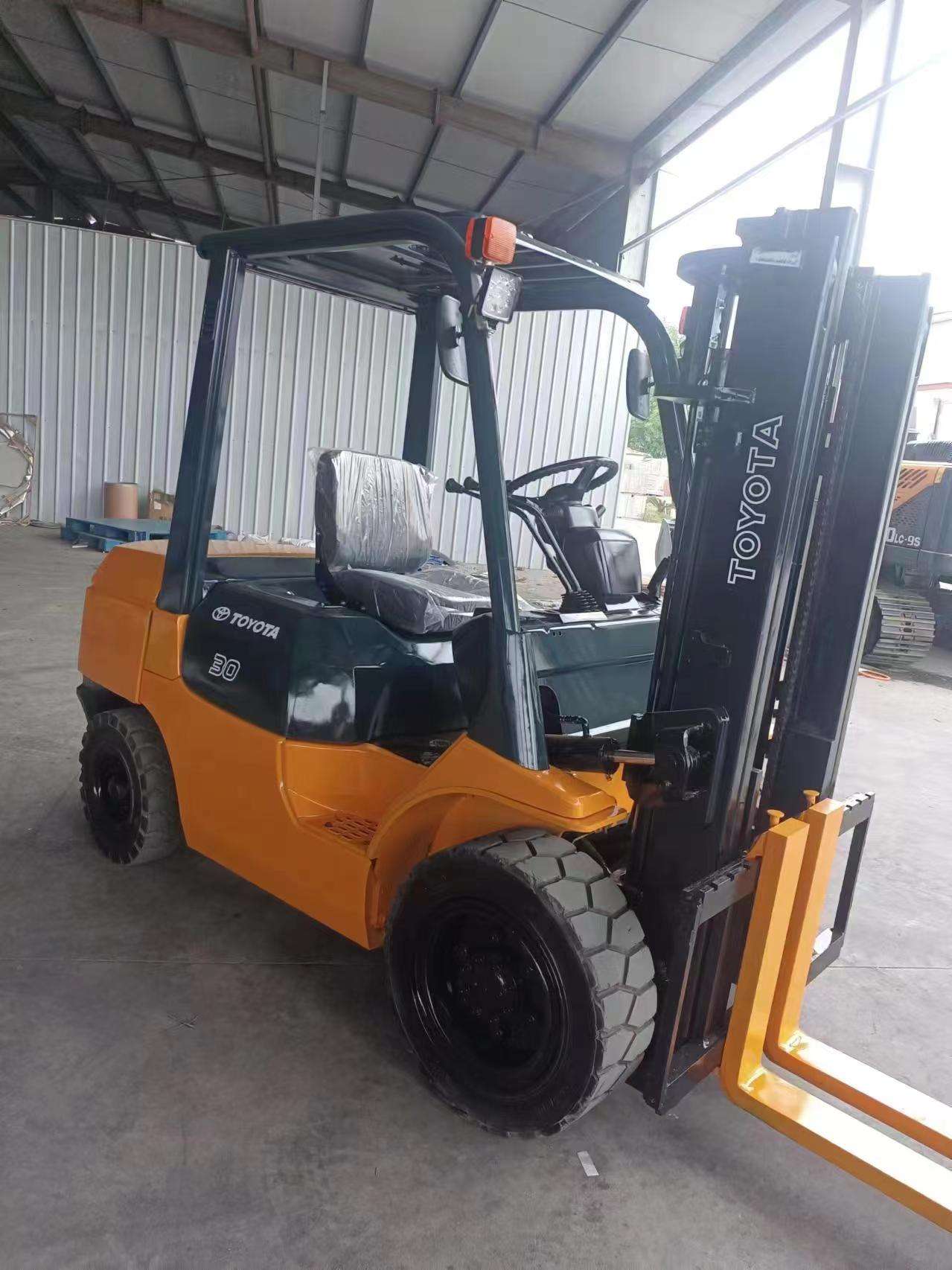 used TOYOTA forklift 7FDN30 secondhand forklift buy from factory high quality ,cheap sale