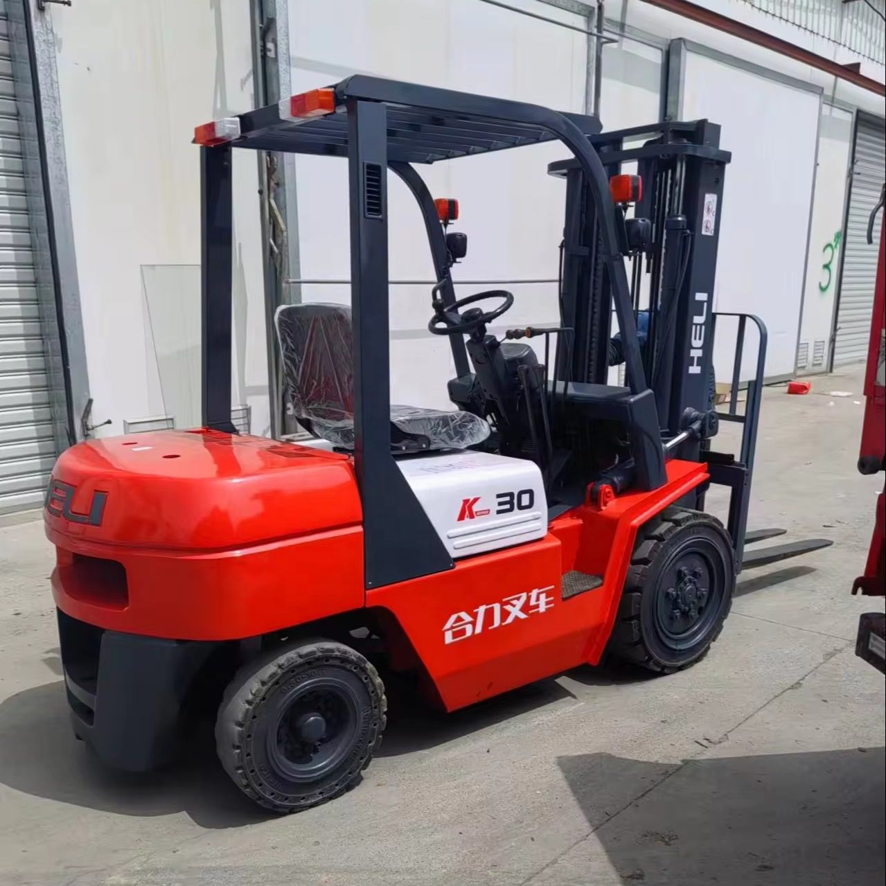 Used China HeLi forklift K30 secondhand Multifunction excavator and forklift parts for sale