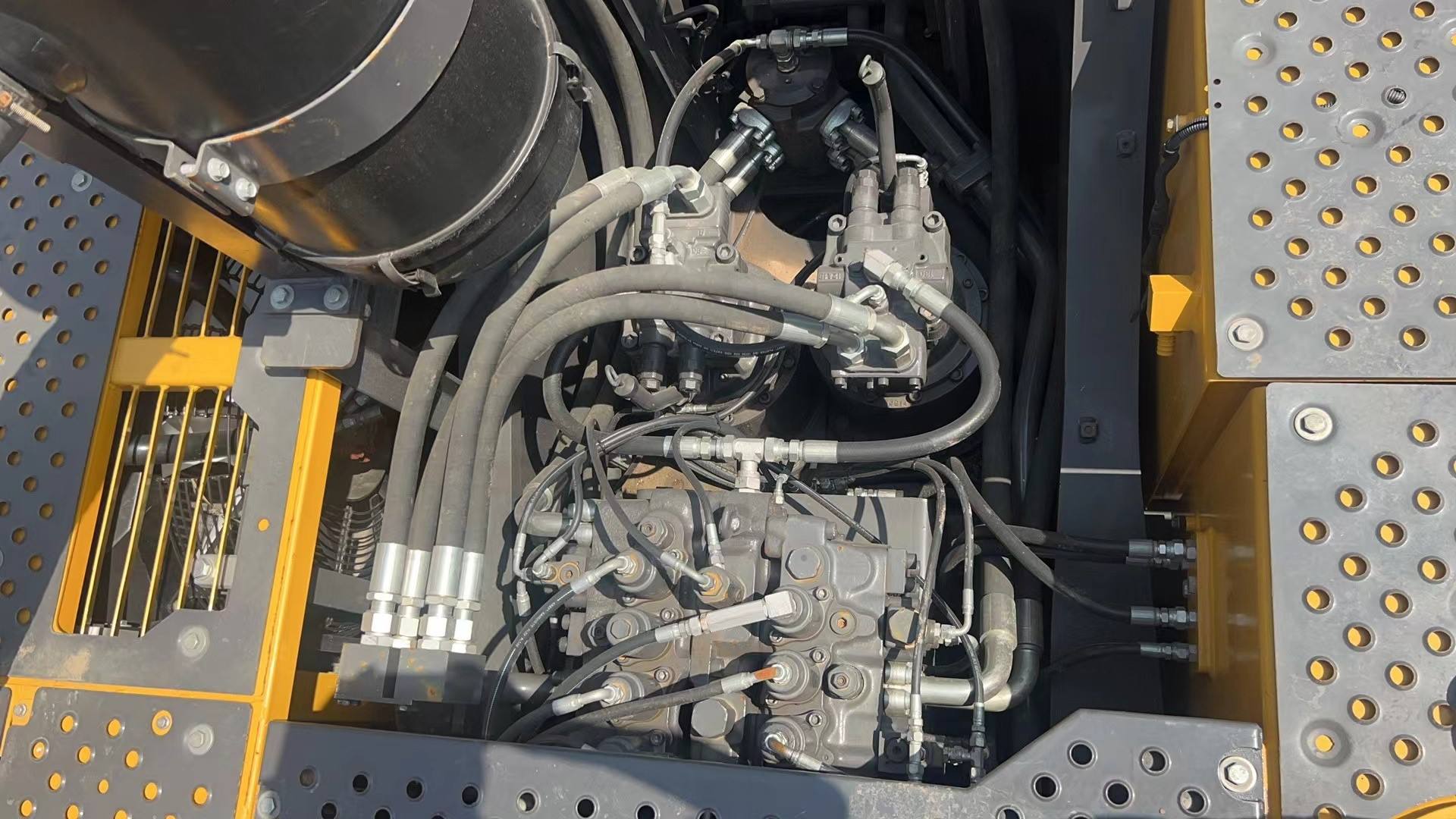 Used VOLVO diesel excavator good durability and high quality secondhand EC480DL excavator