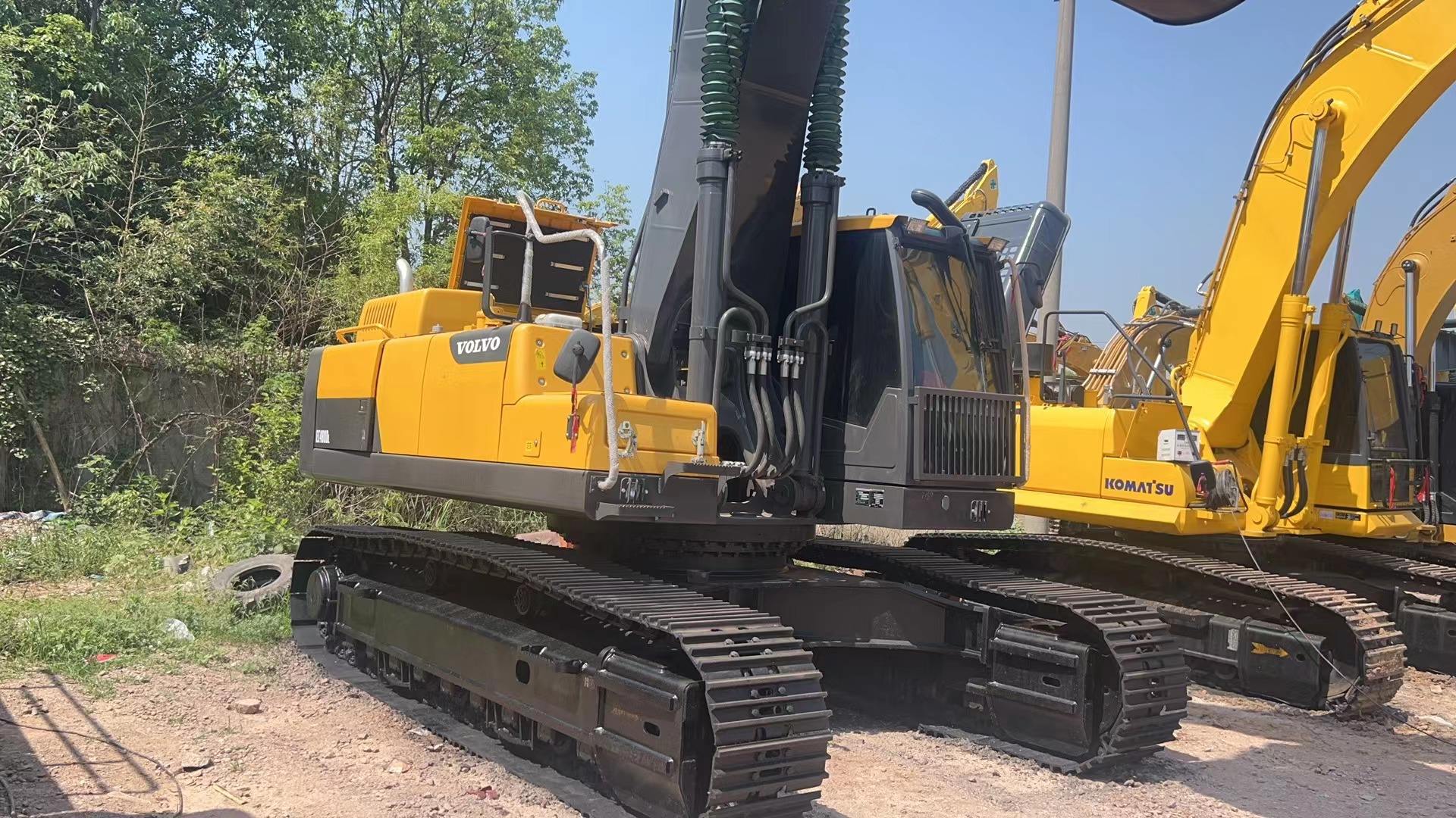Japan used diesel powered VOLVO excavator EC480DL manual operation secondhand excavator
