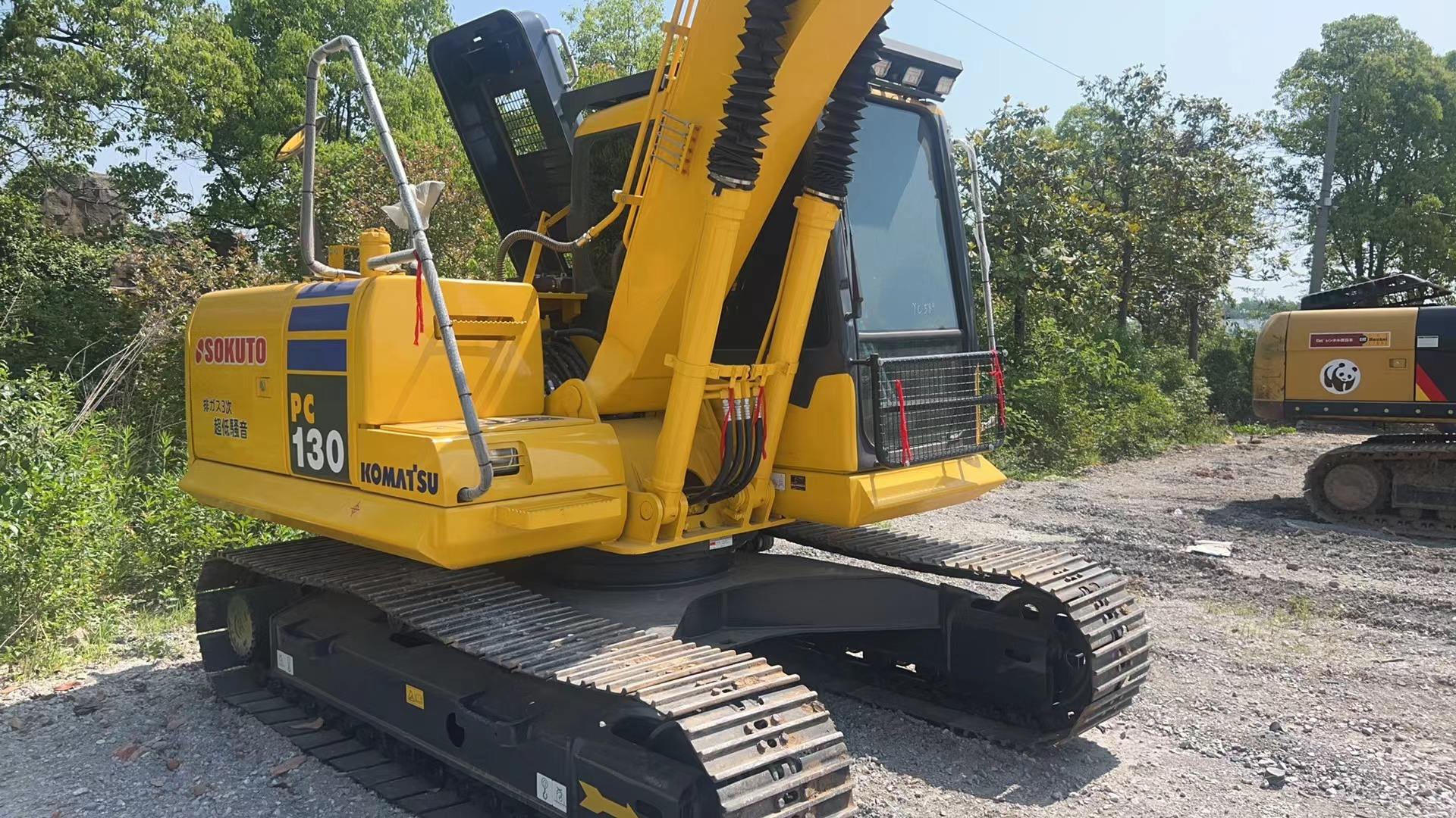 Used Komatsu Excavator PC130 - Made in Japan with Secondhand High Quality PC130 crawler excavator