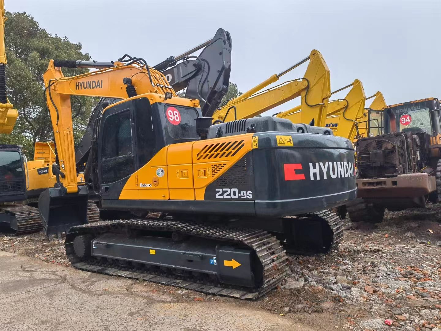 High quality used Excavator HYUNDAI 220-9s Original second hand mechanical excavator parts for sale