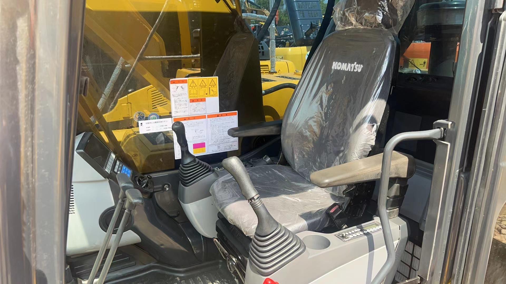Hot selling japan used Komatsu PC240-8 excavator secondhand construction crawler machine hydraulic Komatsu PC240-8 excavator