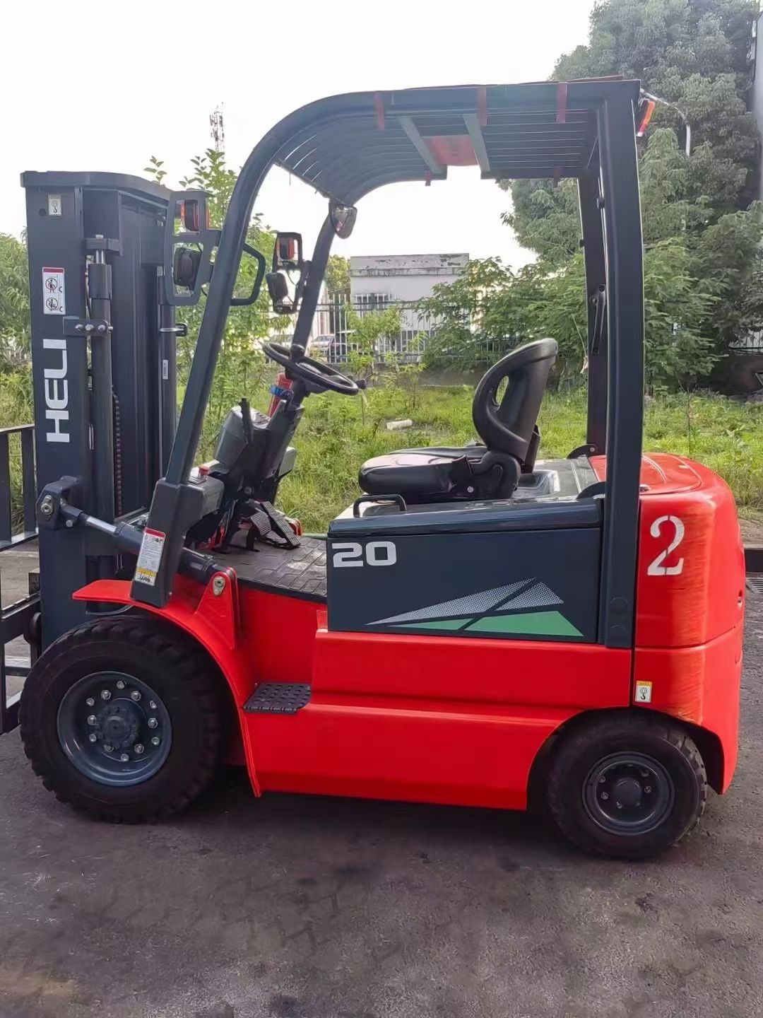 Hot sale China second-hand Heli K20 forklift used electric Heli K20 forklift