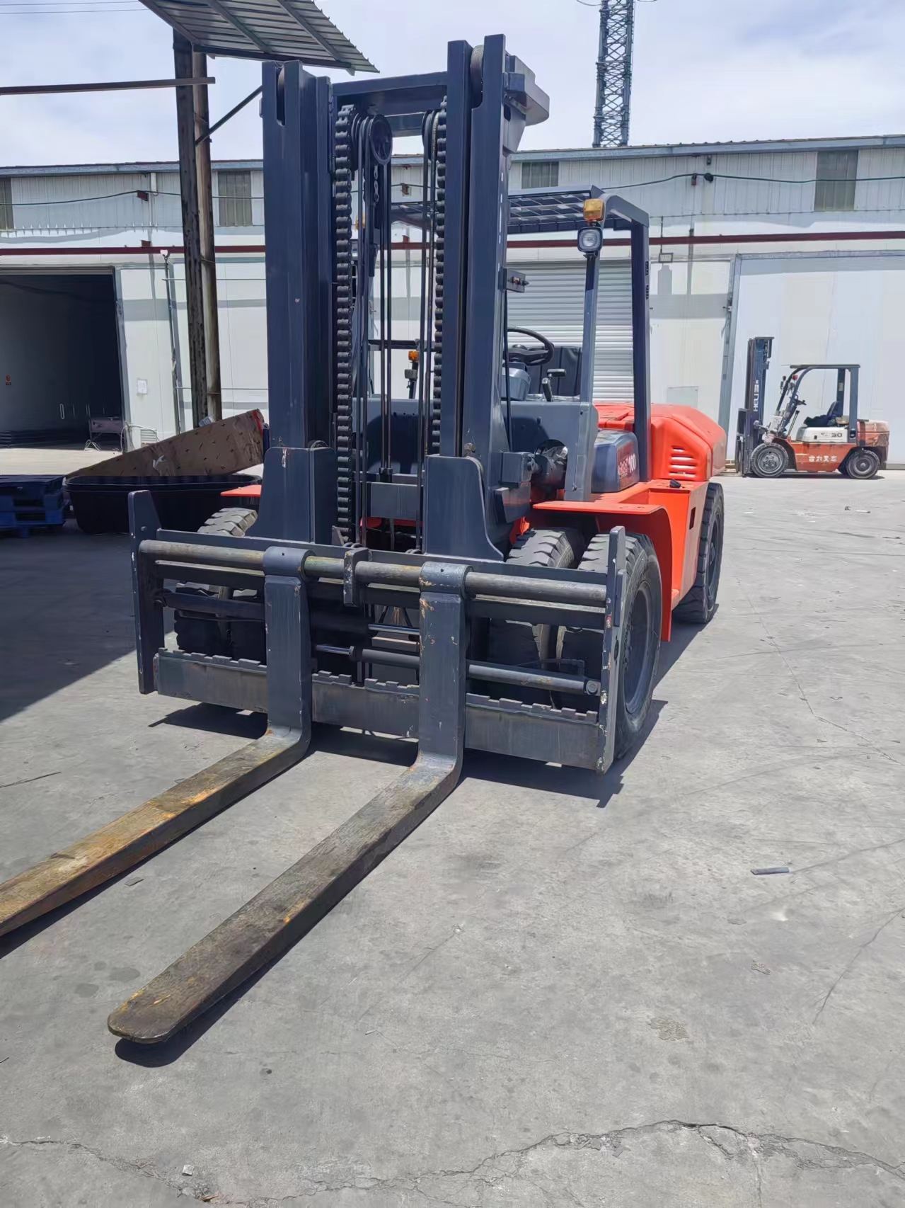 10ton Used China HeLi forklift K100 secondhand Multifunction excavator and forklift parts for sale